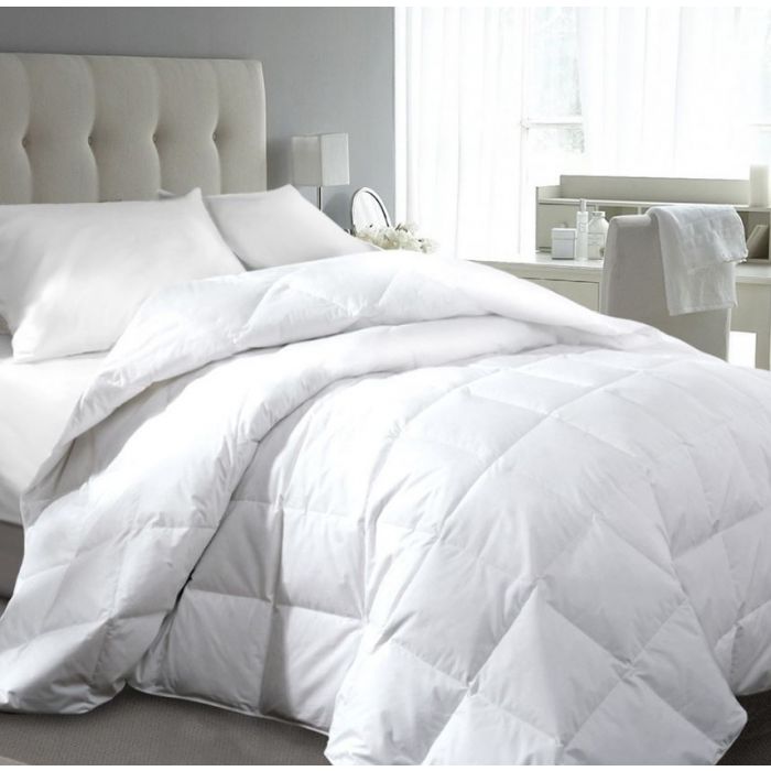13.5 Tog Duck Feather & Down Duvet and Pillows
