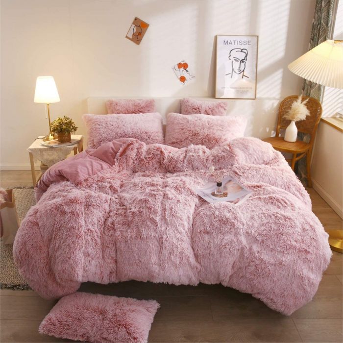 Faux fur outlet king comforter